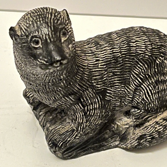 Vintage Otter Original The Wolf Sculptures Canadian Soapstone - Picture 3 of 8